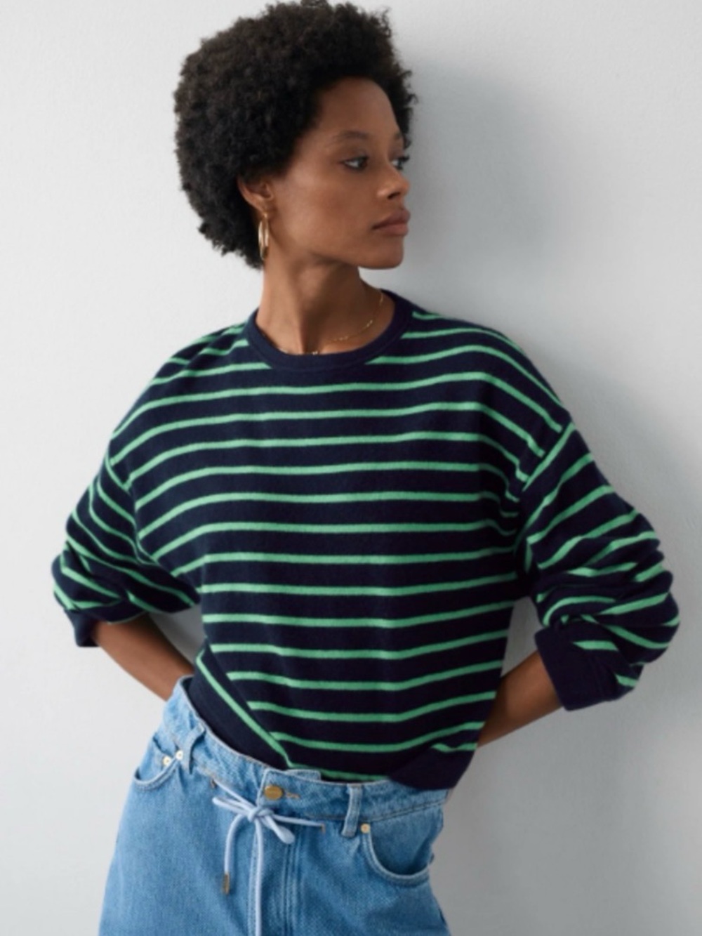 NEW WHITE + WARREN drop shoulder sweatshirt in retro green